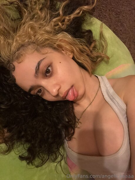 Angelicaaaaa