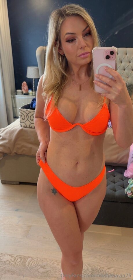 Missbehavin26