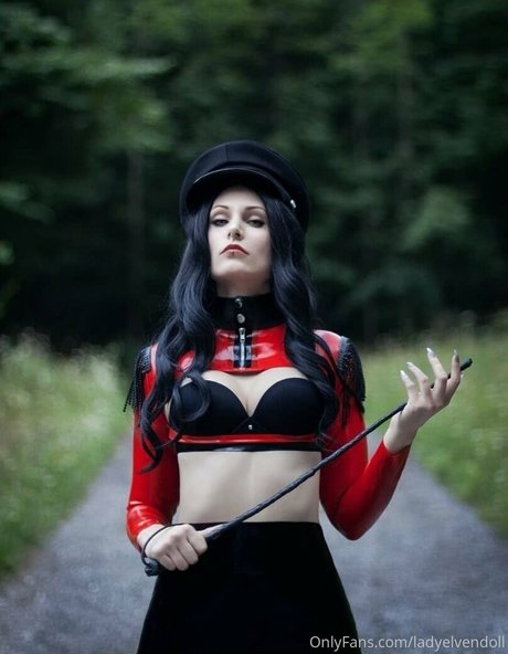 Ladyelvendoll