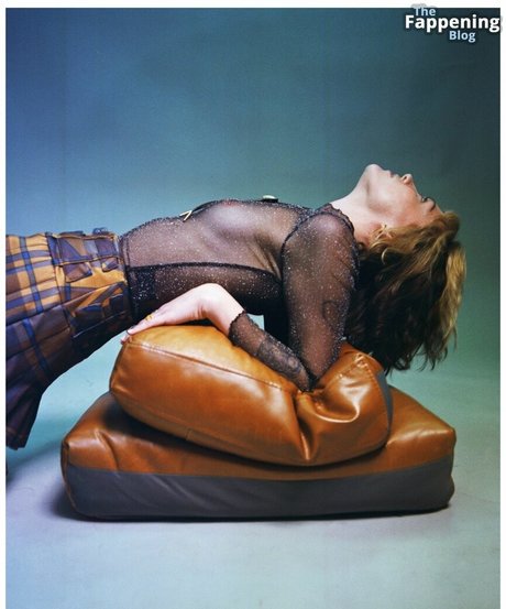 Nacktes geleaktes OnlyFans-Foto von Violett Beane