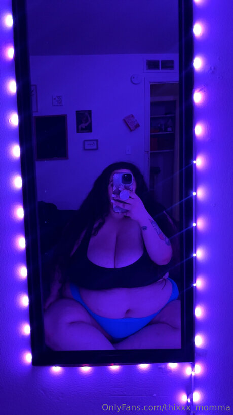 Thixxx Momma