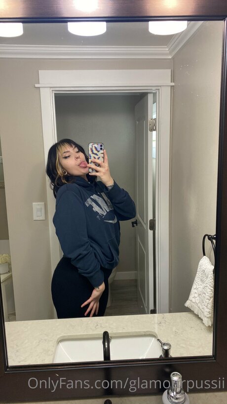 Glamourpussii