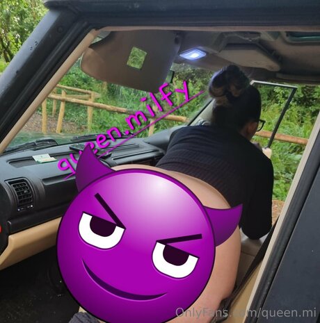 Nacktes geleaktes OnlyFans-Foto von Queen Mi