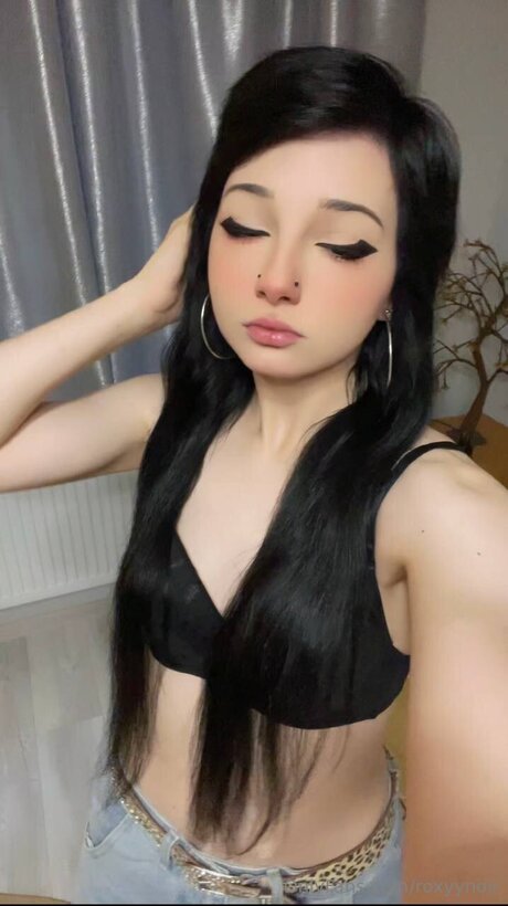Roxyynoirrr