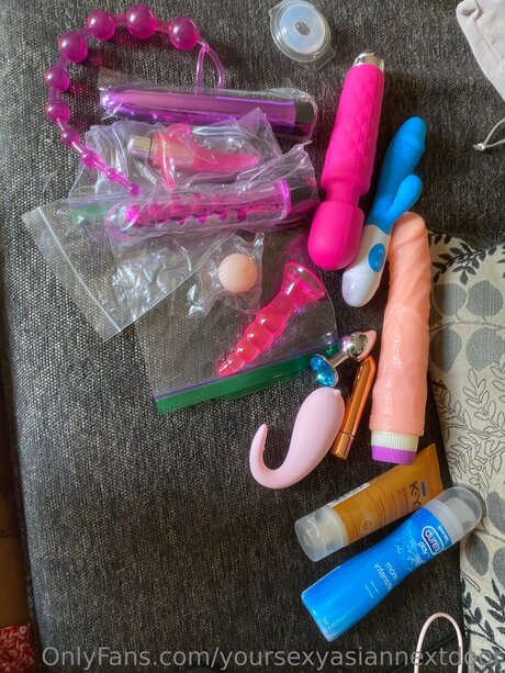 Yoursexyasiannextdoor