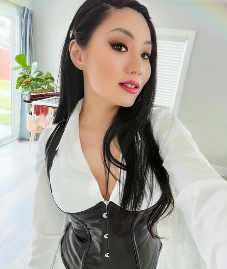 Tina Guo