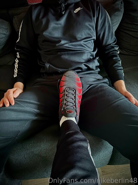 Nikeberlin48