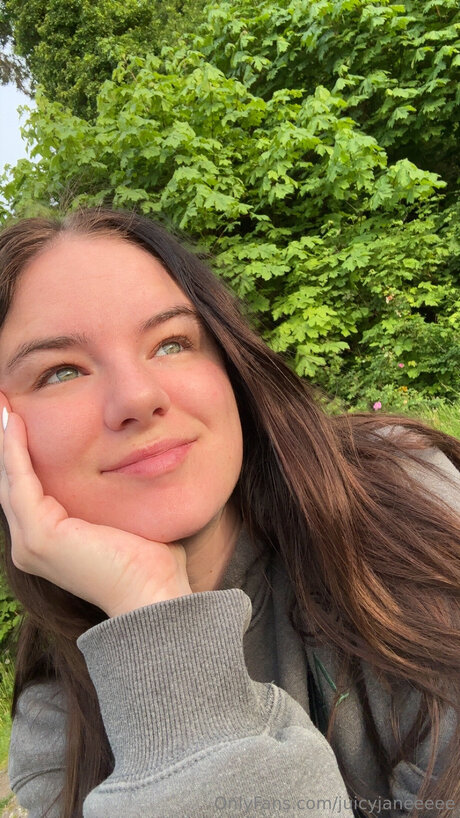 Juicyjaneeeee