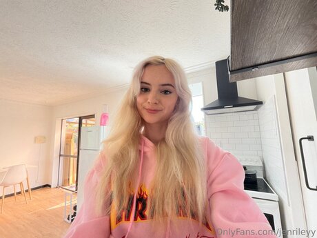 Jenrileyy