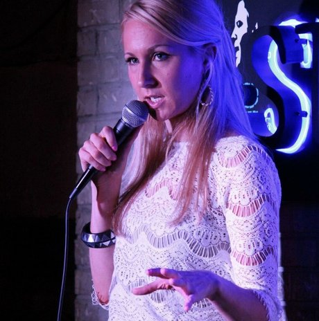 Nikki Glaser