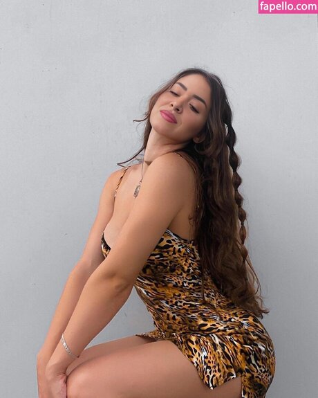 Maricel Freire Hotwife