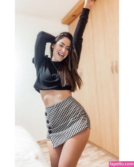 Maricel Freire Hotwife