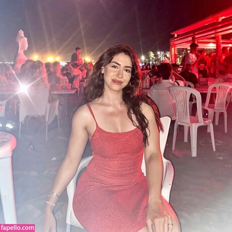 Maricel Freire Hotwife