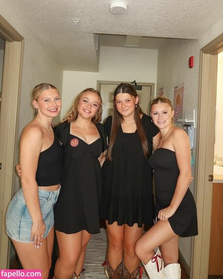 Mads Thompson Maddiiedee