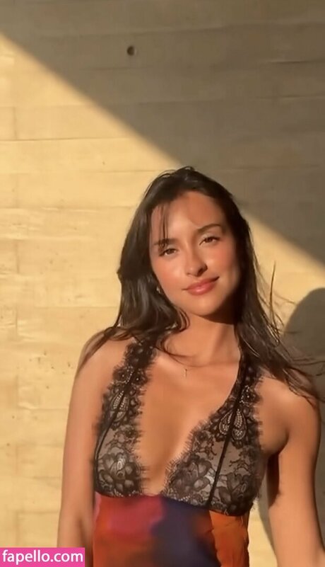 Alexandra Saint Mleux