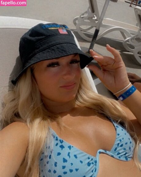 Harriet Cowan From Clarksons Farm