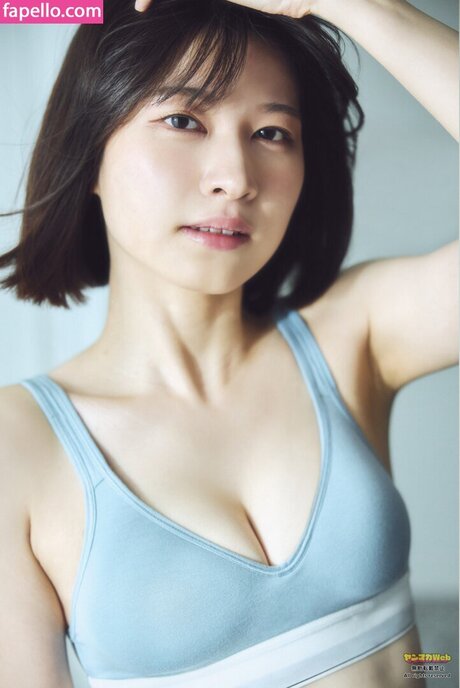 Saori Araki 