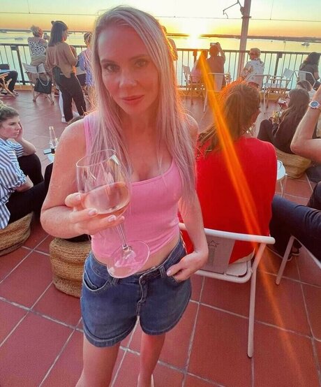 Nacktes geleaktes OnlyFans-Foto von Donna Shepherd