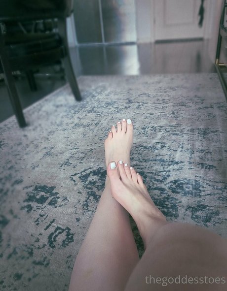 Goddesstoesof