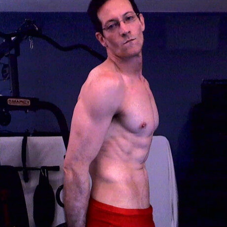 Master Sexy Trevor  Fit Hung Top