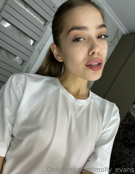 Molly Evans