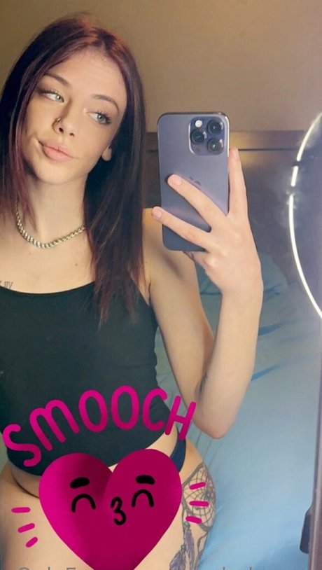 Nacktes geleaktes OnlyFans-Foto von Breebabyxox