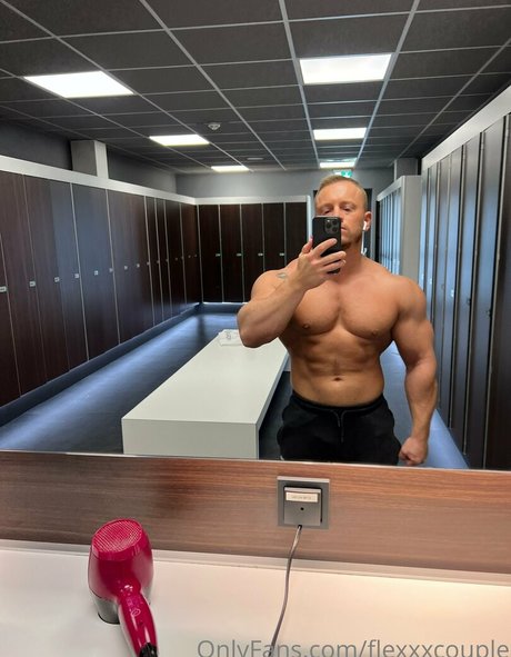 Flexxxcouple