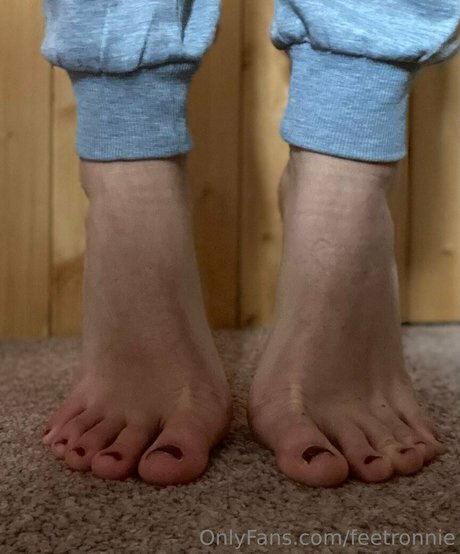 Feetronnie