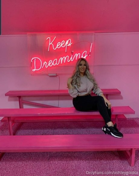 Ashleygoldca