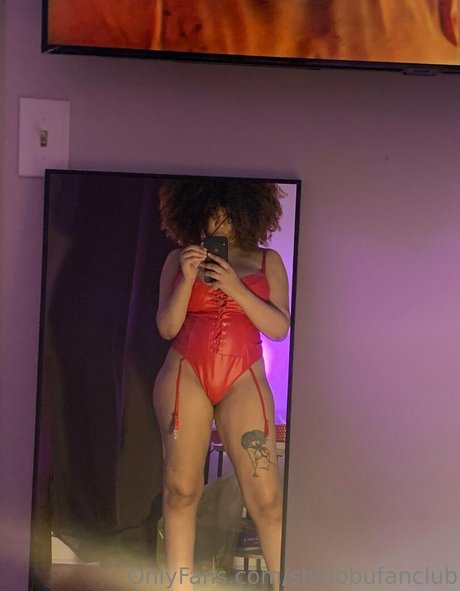 Nacktes geleaktes OnlyFans-Foto von Shinobufanclub