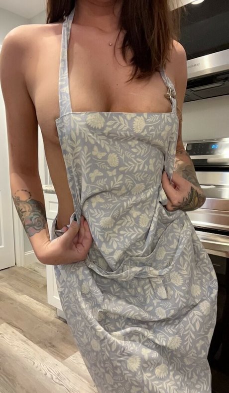 Nacktes geleaktes OnlyFans-Foto von Urmoonangel