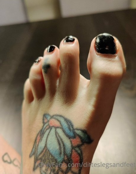Ditteslegsandfeet