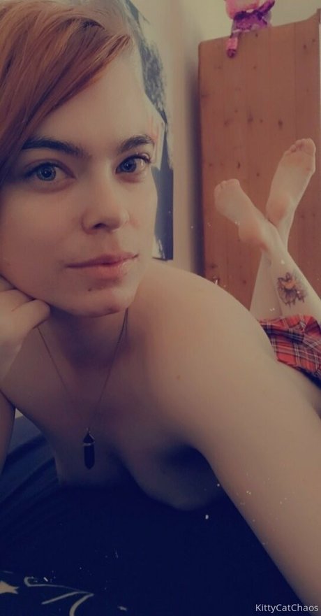 Naughtylittlekitten93