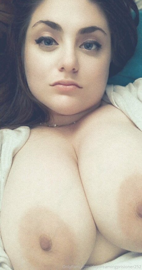 Daydreamingprisoner252