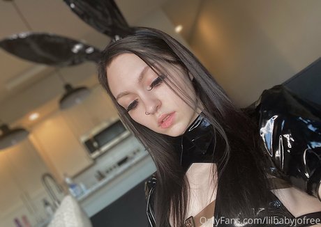 Lilbabyjofree