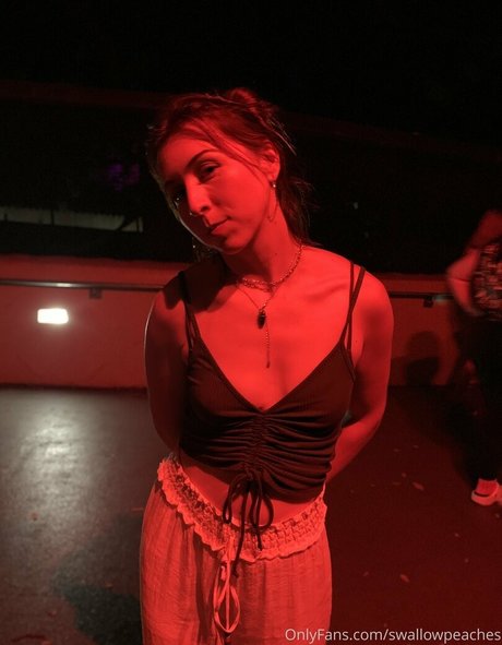 Swallowpeaches