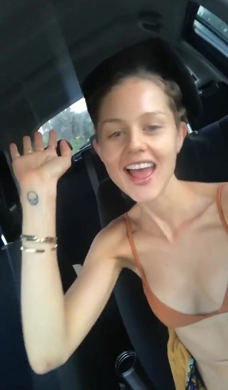 Isabelle Cornish