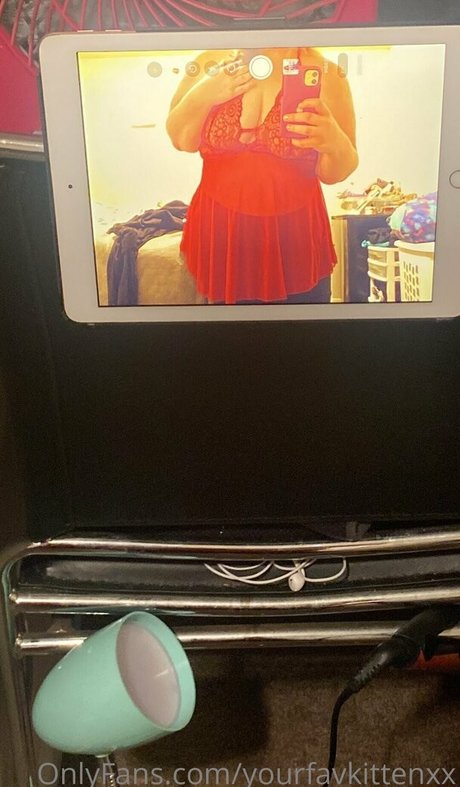 Yourfavkittenxx