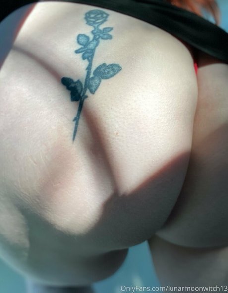 Lunarmoonwitch13