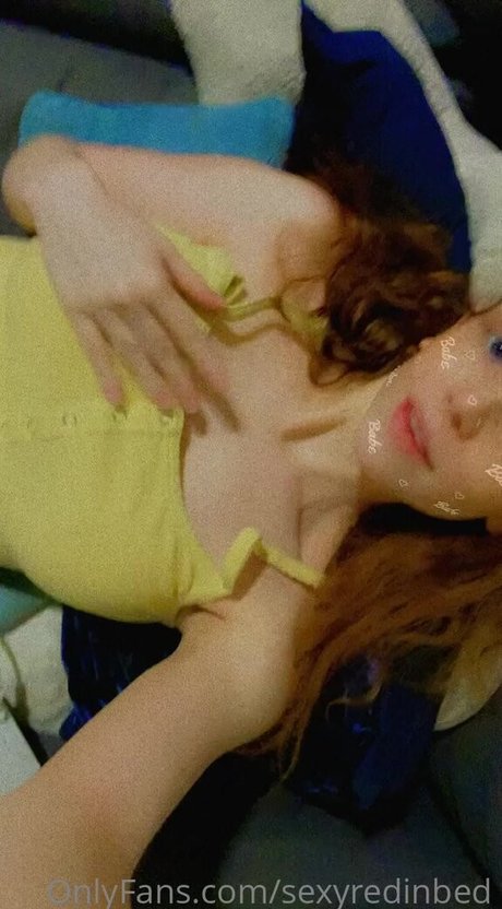 Sexyredinbed