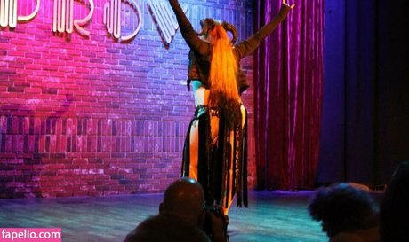 Nacktes geleaktes OnlyFans-Foto von Bordeauxblack