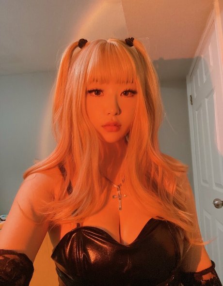 Nacktes geleaktes OnlyFans-Foto von Mimieeei