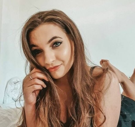 Nacktes geleaktes OnlyFans-Foto von Lecsaale