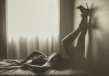 Chroniclesofatiredassmom