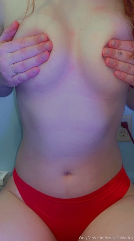 Xdevilinblackx