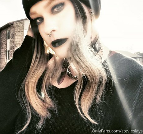 Stevieslays