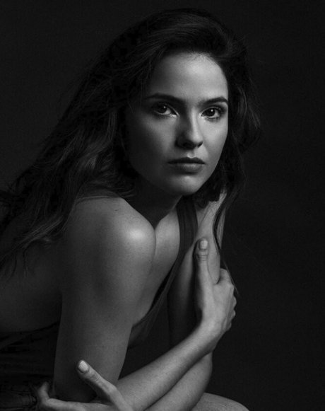 Shelley Hennig
