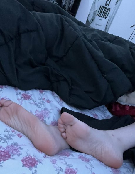 Nacktes geleaktes OnlyFans-Foto von Redroomromance