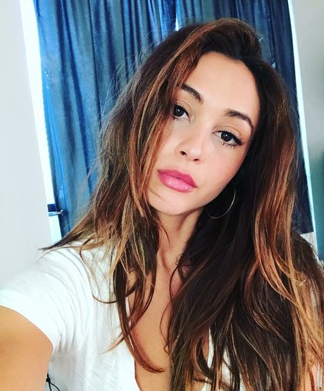 Lindsey Morgan