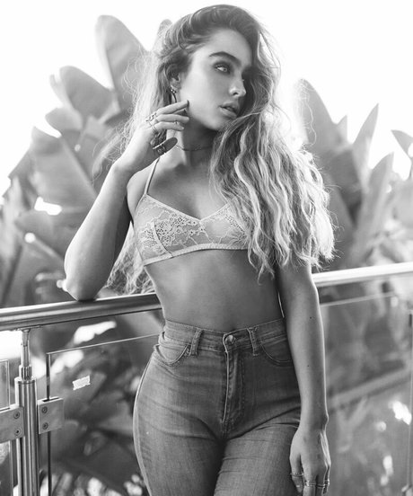 Sommer Ray